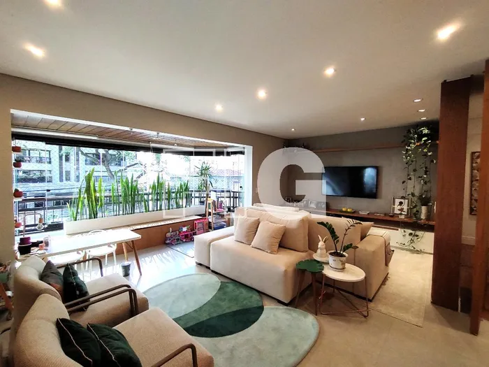 Apartamento com 3 suítes à venda em Moema Pássaros, São Paulo, por R$ 2.290.000