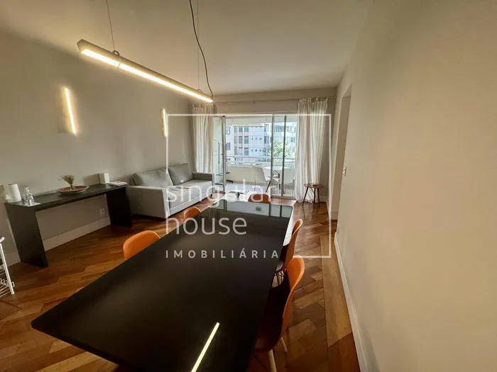Apartamento com 1 suítes à venda em Moema, São Paulo, por R$ 1.900.000 Imagem 2