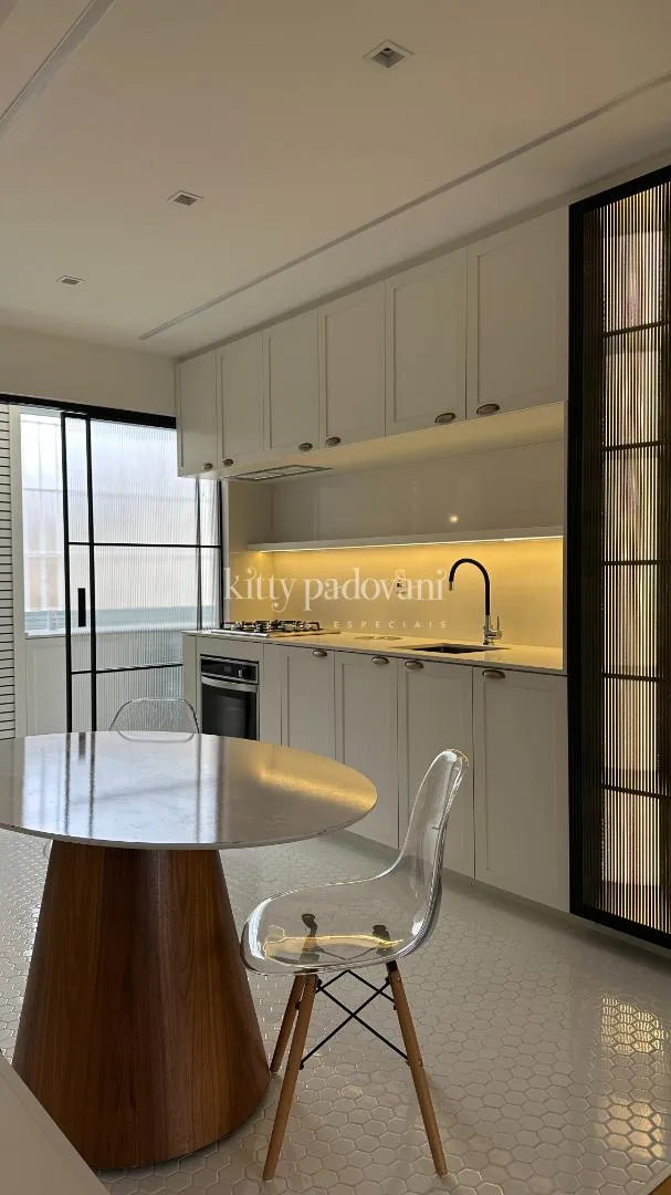 Apartamento com 2 suítes à venda em Pinheiros, São Paulo, por R$ 2.300.000