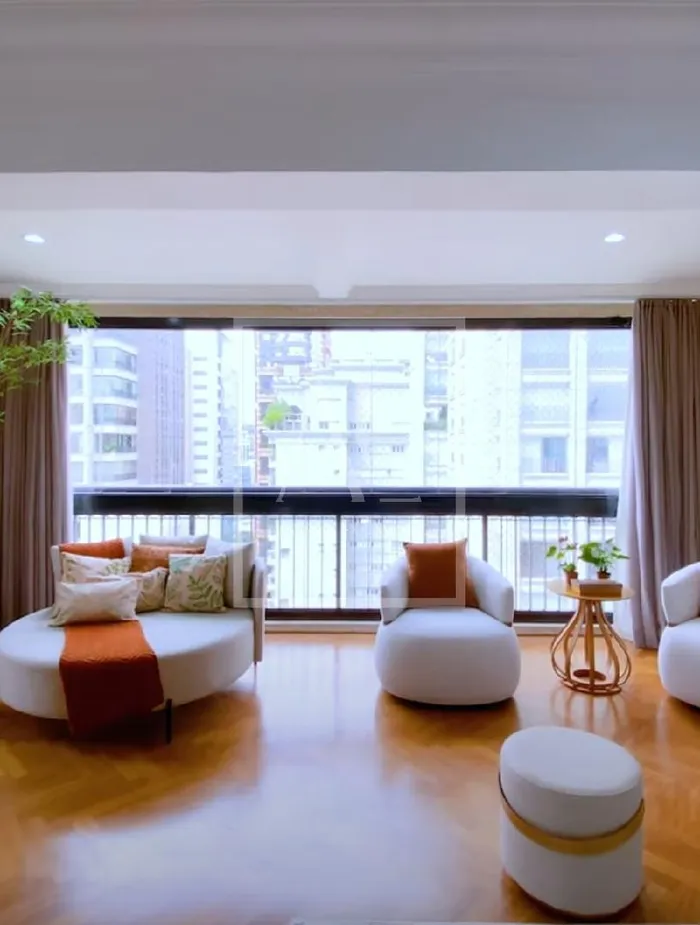 Apartamento com 4 suítes à venda em Itaim Bibi, São Paulo, por R$ 9.490.000