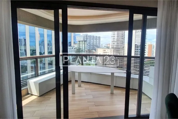 Apartamento com 1 suítes à venda em Vila Olímpia, São Paulo, por R$ 3.900.000