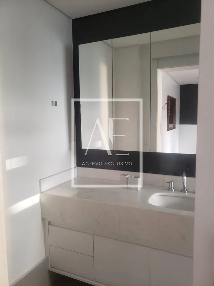 Apartamento com 3 suítes à venda em Pinheiros, São Paulo, por R$ 2.800.000 Imagem 3