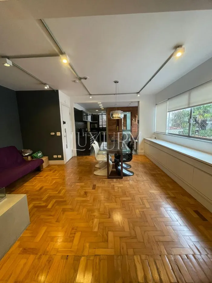 Apartamento com 1 suítes à venda em Moema, São Paulo, por R$ 1.250.000