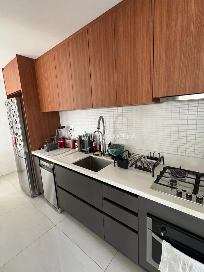 Apartamento com 2 suítes à venda em Moema, São Paulo, por R$ 3.500.000 Imagem 3