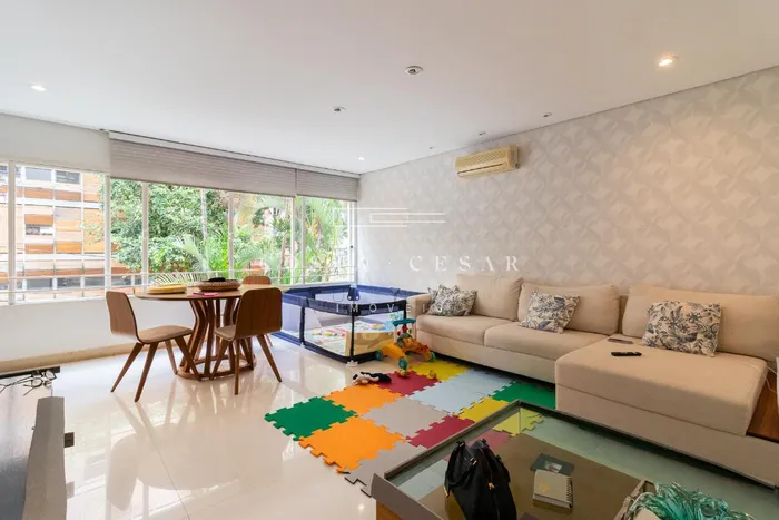 Apartamento com 2 suítes à venda em Cerqueira César, São Paulo, por R$ 2.400.000