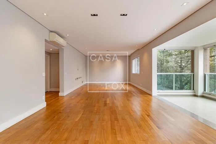 Apartamento com 3 suítes à venda em Moema, São Paulo, por R$ 4.950.000 Imagem 2