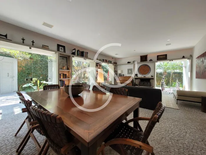 Casa com 2 suítes à venda em Sumaré, São Paulo, por R$ 3.500.000 Imagem 2