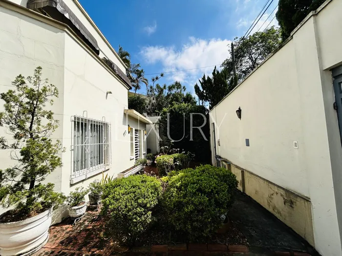 Casa com 2 suítes à venda em Jardim Paulista, São Paulo, por R$ 5.000.000 Imagem 2