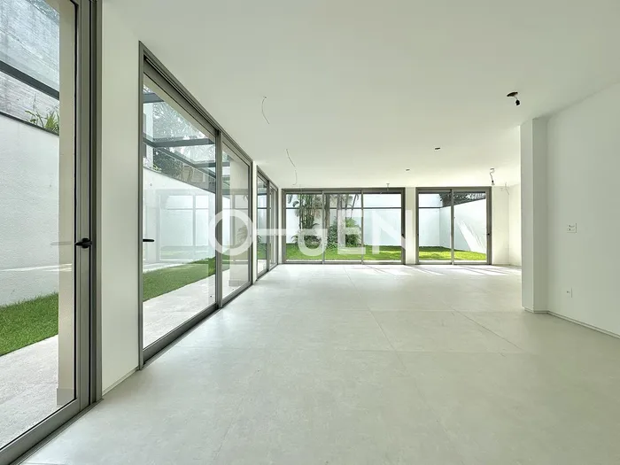 Casa com 4 suítes à venda em Alto de Pinheiros, São Paulo, por R$ 7.950.000 Imagem 3