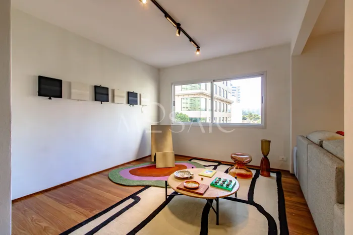 Apartamento com 2 suítes à venda em Itaim Bibi, São Paulo, por R$ 2.200.000