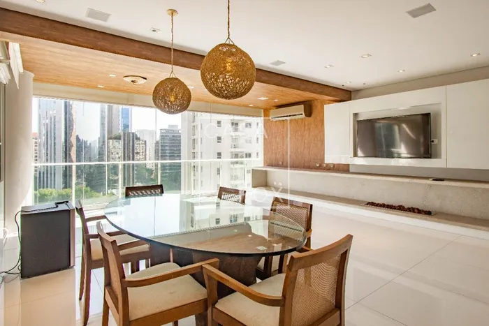 Apartamento com 2 suítes à venda em Itaim Bibi, São Paulo, por R$ 4.000.000 Imagem 2