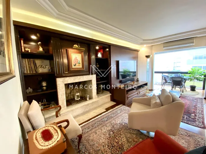 Apartamento com 2 suítes à venda em Jardim América, São Paulo, por R$ 3.200.000