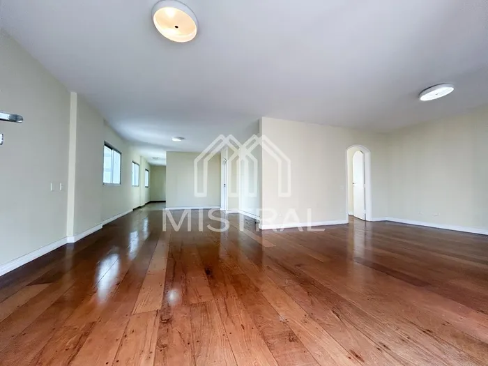 Apartamento com 1 suítes à venda em Jardim América, São Paulo, por R$ 3.200.000 Imagem 2