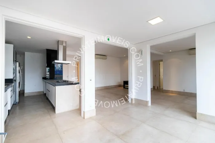 Apartamento com 2 suítes à venda em Vila Nova Conceição, São Paulo, por R$ 2.489.000 Imagem 3