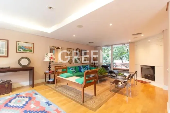 Casa de condomínio com 4 suítes à venda em Cidade Jardim, São Paulo, por R$ 6.600.000 Imagem 3