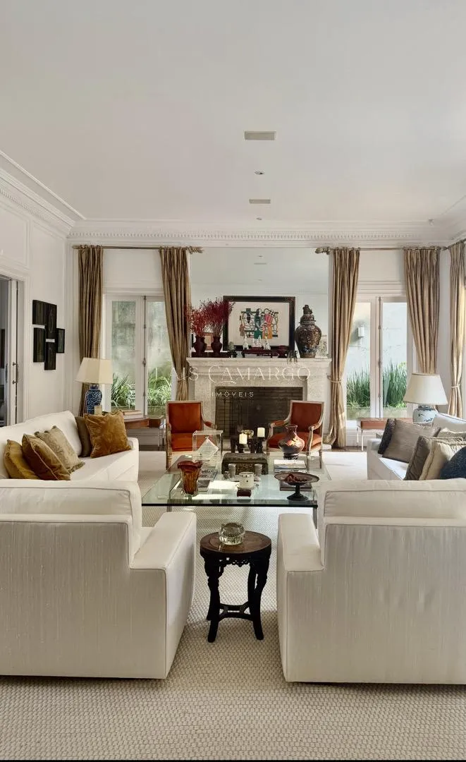 Casa com 4 suítes à venda em Cidade Jardim, São Paulo, por R$ 9.900.000 Imagem 2