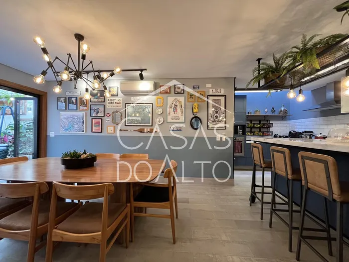 Casa de condomínio com 4 suítes à venda em Campo Belo, São Paulo, por R$ 3.500.000