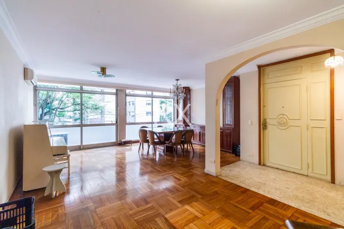 Apartamento com 1 suítes à venda em Santa Cecília, São Paulo, por R$ 1.800.000
