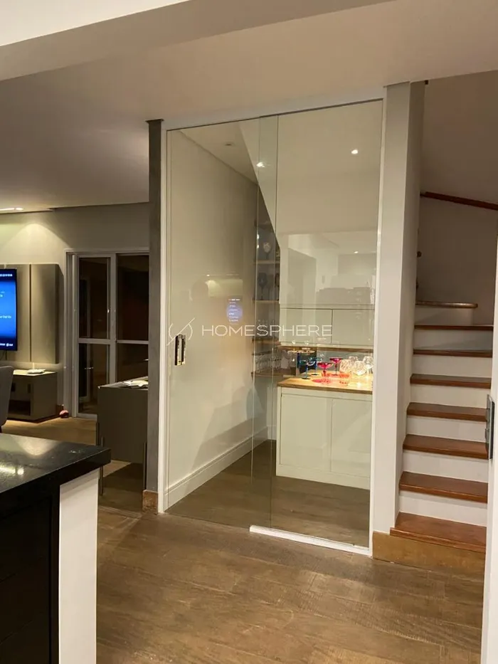 Casa de condomínio com 3 suítes à venda em Panamby, São Paulo, por R$ 2.850.000 Imagem 2