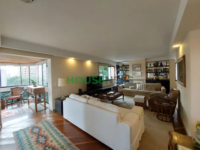 Apartamento com 1 suítes à venda em Jardim Europa, São Paulo, por R$ 4.200.000 Imagem 3