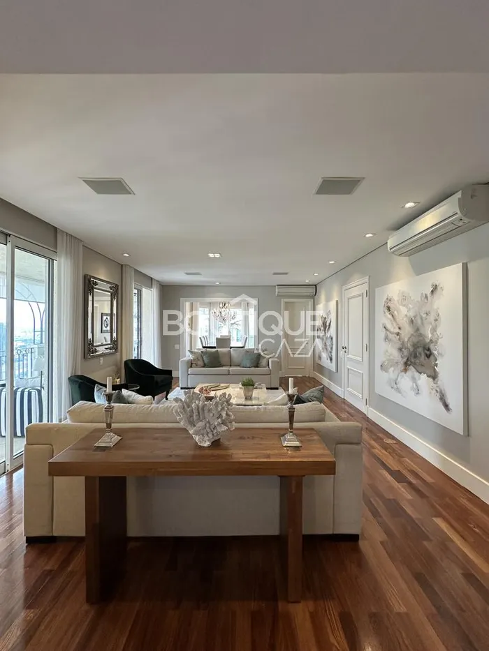 Apartamento com 3 suítes à venda em Panamby, São Paulo, por R$ 3.600.000