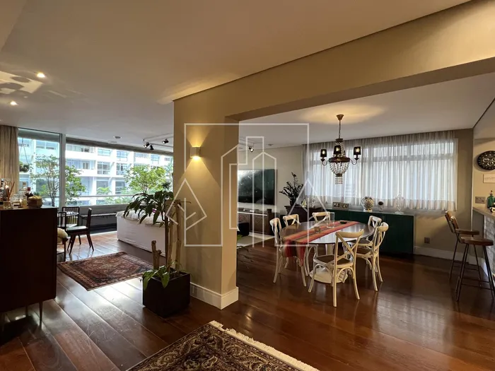 Apartamento com 2 suítes à venda em Higienópolis, São Paulo, por R$ 2.500.000