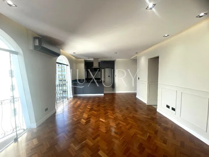 Apartamento com 1 suítes à venda em Jardim América, São Paulo, por R$ 2.300.000 Imagem 3