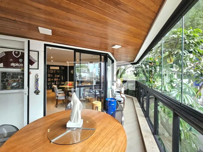 Apartamento com 3 suítes à venda em Jardim Paulista, São Paulo, por R$ 3.300.000