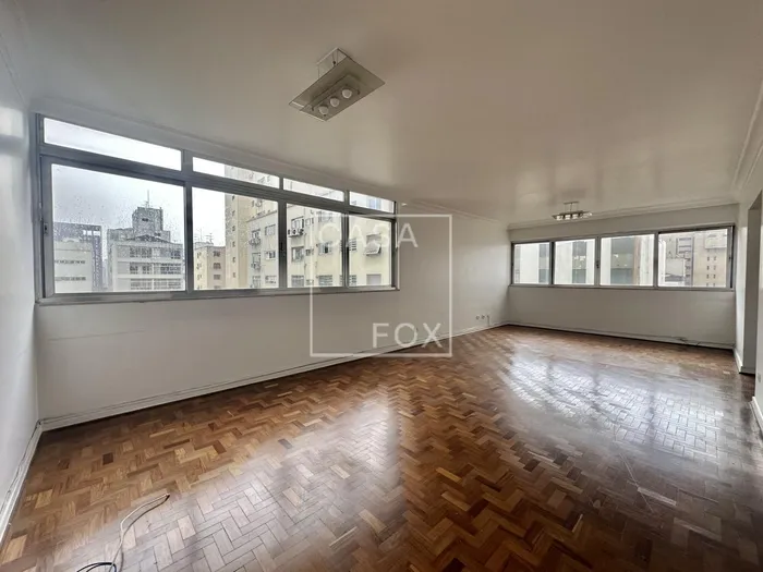 Apartamento com 1 suítes à venda em Jardim Europa, São Paulo, por R$ 4.700.000 Imagem 2