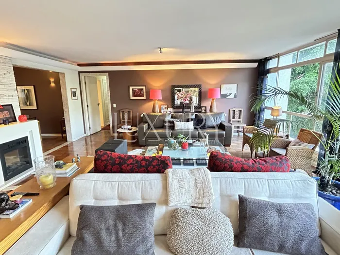 Apartamento com 1 suítes à venda em Itaim Bibi, São Paulo, por R$ 5.300.000