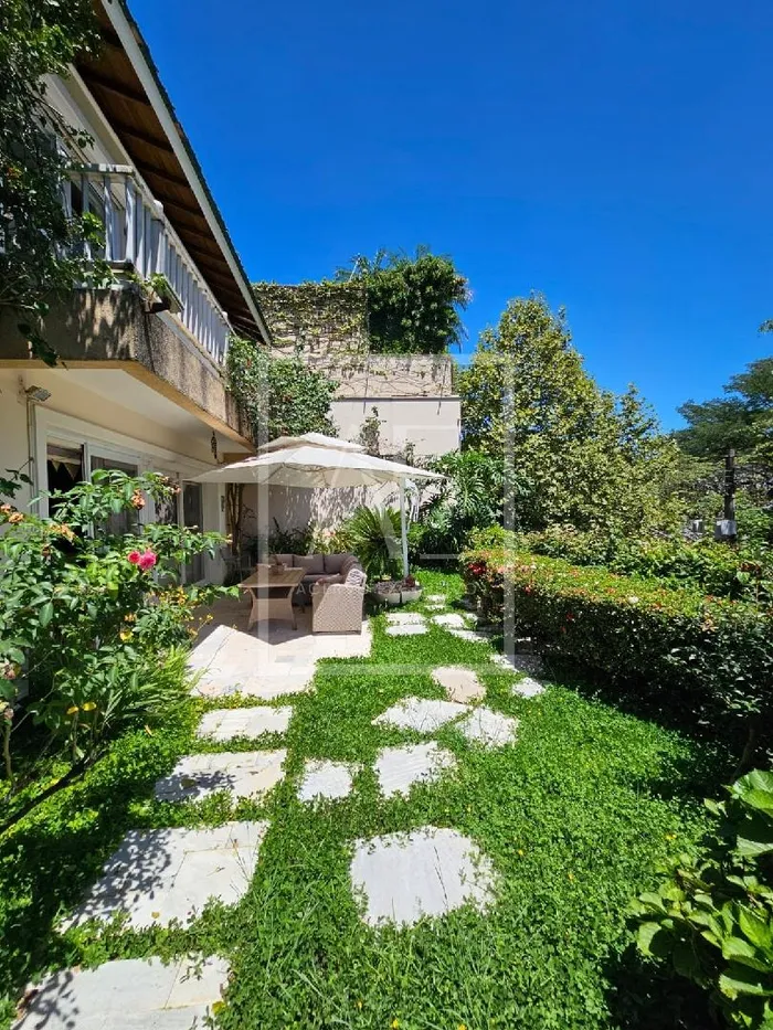 Casa de condomínio com 2 suítes à venda em Cidade Jardim, São Paulo, por R$ 4.990.000 Imagem 2