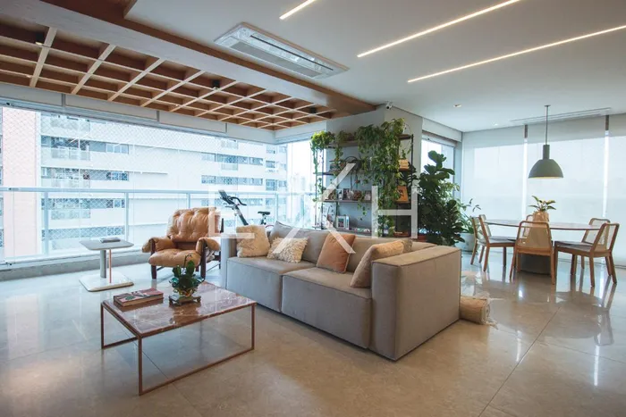 Apartamento com 1 suítes à venda em Vila Olímpia, São Paulo, por R$ 4.950.000