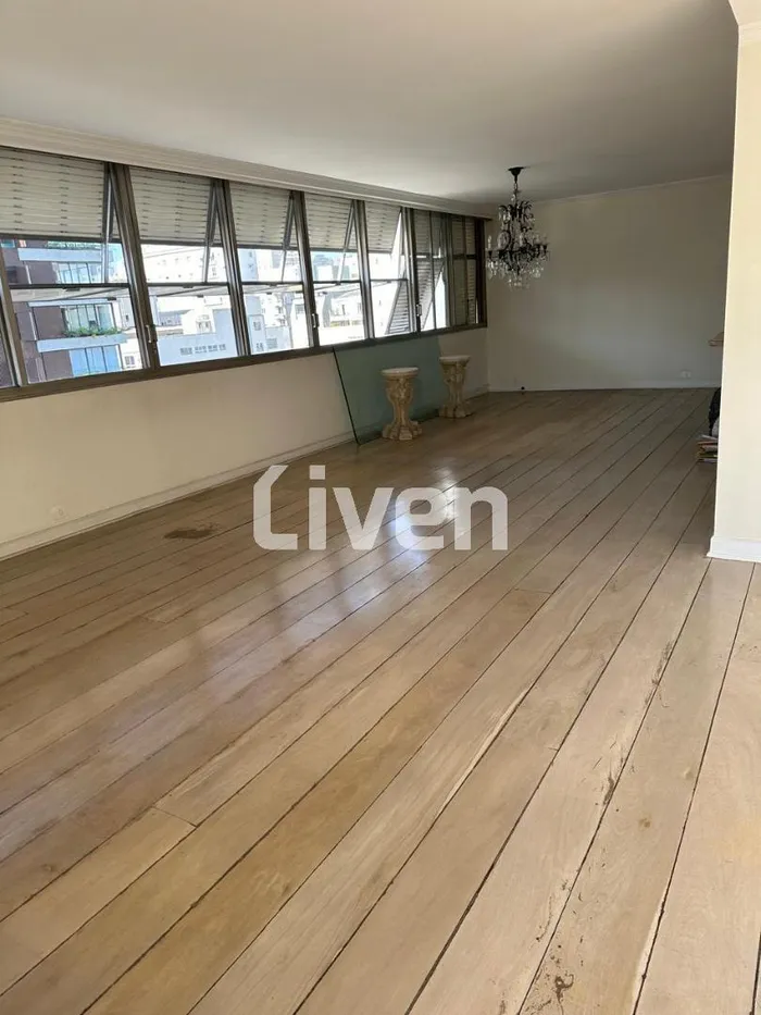 Apartamento com 1 suítes à venda em Jardim América, São Paulo, por R$ 2.600.000 Imagem 2