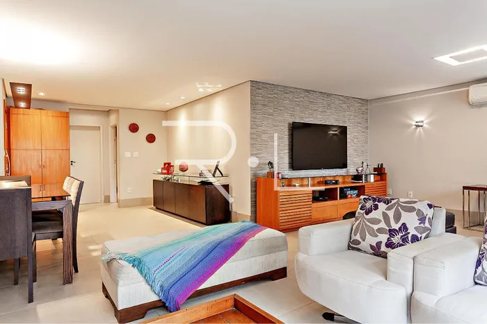 Apartamento com 1 suítes à venda em Itaim Bibi, São Paulo, por R$ 2.900.000 Imagem 3