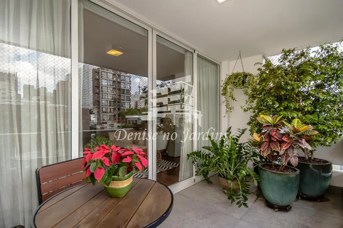 Apartamento com 1 suítes à venda em Jardim América, São Paulo, por R$ 5.800.000 Imagem 2