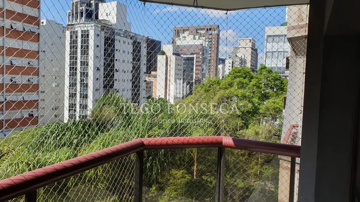 Apartamento com 3 suítes à venda em Jardim Paulistano, São Paulo, por R$ 13.000.000