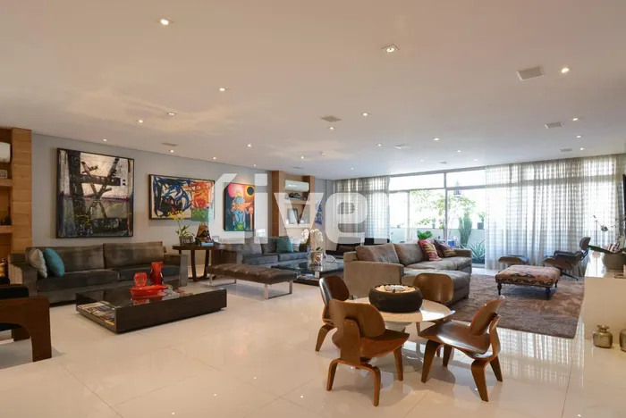 Apartamento com 3 suítes à venda em Santa Cecília, São Paulo, por R$ 3.990.000