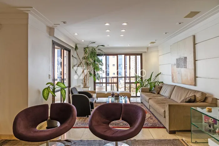 Apartamento com 3 suítes à venda em Moema, São Paulo, por R$ 3.200.000 Imagem 3