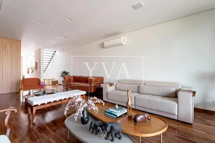 Casa de condomínio com 5 suítes à venda em Real Parque, São Paulo, por R$ 6.400.000 Imagem 2