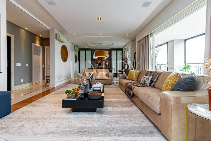 Apartamento com 4 suítes à venda em Moema, São Paulo, por R$ 8.000.000 Imagem 2