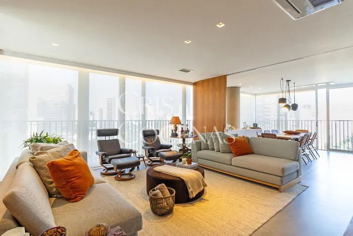 Apartamento com 4 suítes à venda em Vila Olímpia, São Paulo, por R$ 11.800.000 Imagem 2