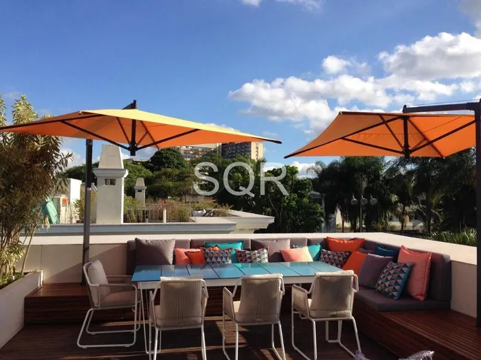 Casa de condomínio com 4 suítes à venda em Jardim Luzitânia, São Paulo, por R$ 30.000.000 Imagem 2