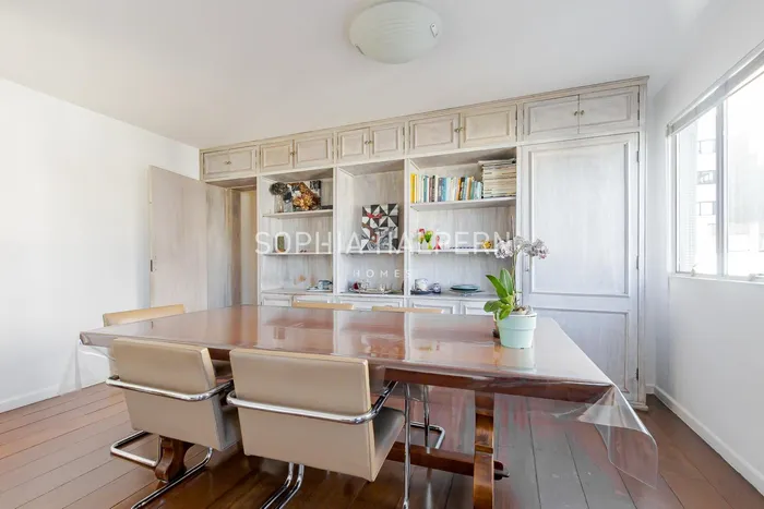 Apartamento com 1 suítes à venda em Jardim América, São Paulo, por R$ 1.450.000 Imagem 2