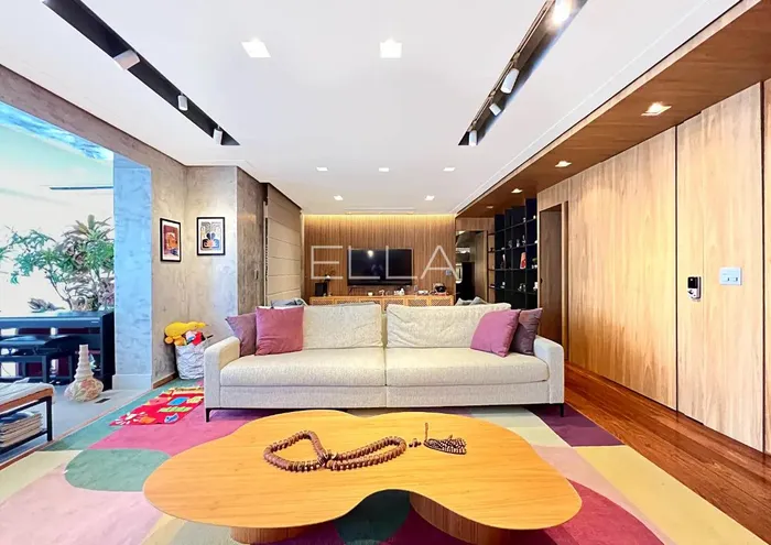 Apartamento com 3 suítes à venda em Vila Nova Conceição, São Paulo, por R$ 7.500.000 Imagem 2