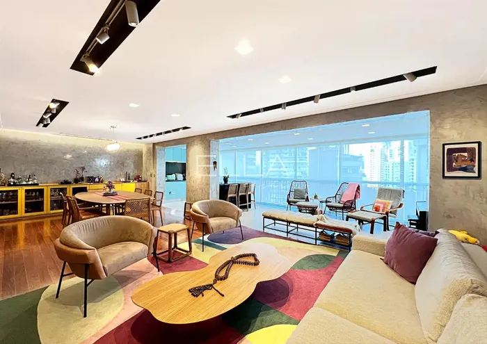 Apartamento com 3 suítes à venda em Vila Nova Conceição, São Paulo, por R$ 7.500.000