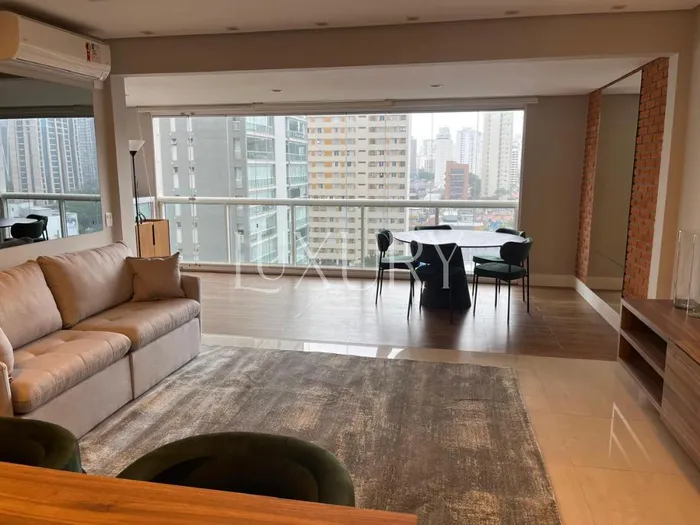 Apartamento com 1 suítes à venda em Itaim Bibi, São Paulo, por R$ 3.200.000