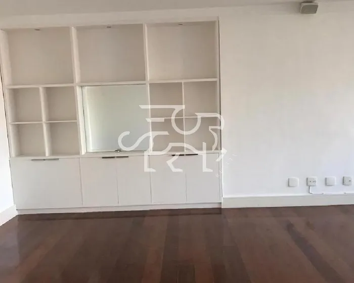 Apartamento com 3 suítes à venda em Real Parque, São Paulo, por R$ 1.820.000 Imagem 2