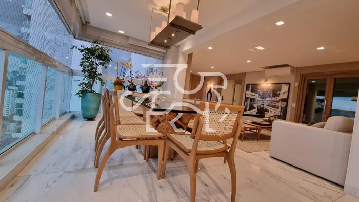 Apartamento com 4 suítes à venda em Vila Olímpia, São Paulo, por R$ 6.000.000