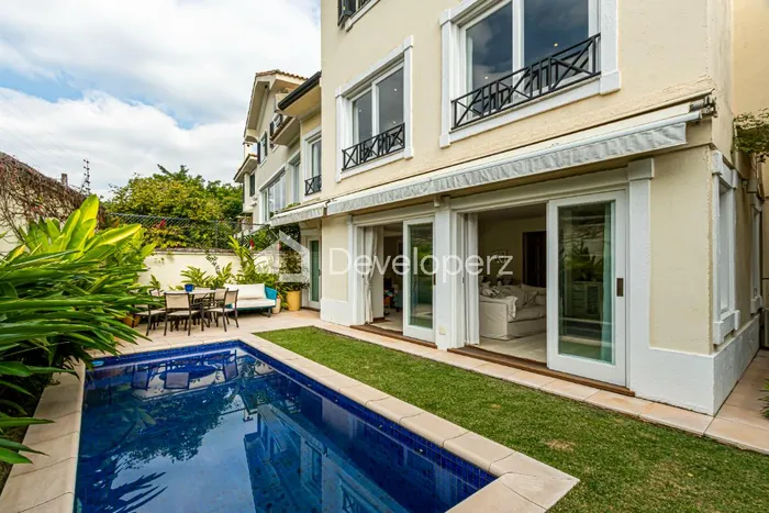 Casa de condomínio com 3 suítes à venda em Morumbi, São Paulo, por R$ 7.200.000