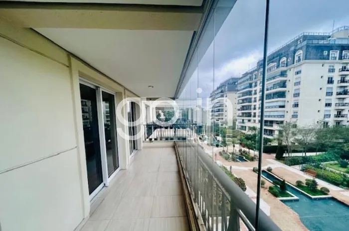 Apartamento com 2 suítes à venda em Alto de Pinheiros, São Paulo, por R$ 5.000.000